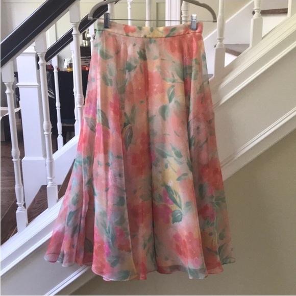 Vintage (1991) Talbots two piece floral - Picture 3 of 7